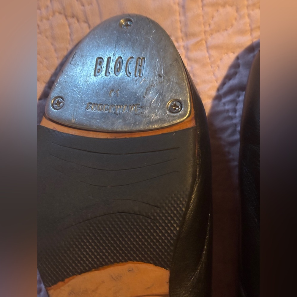 BLOCH Black Leather Tap Dance Shoes with Metal Taps Shockwave SIZE 9 M - Picture 7 of 10